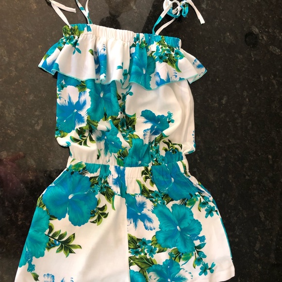 Beautiful bright jumpsuit made in Hawaii NWOT - Picture 2 of 9